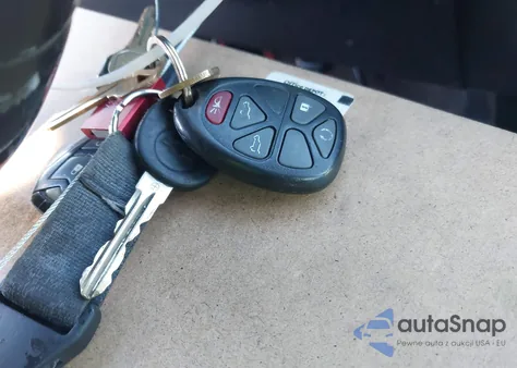 2011 Chevrolet Tahoe Lt z USA, uszkodzony, nr VIN 1GNSCBE04BR323316